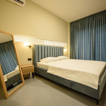Olivium Rooms Vlorë Exterior foto