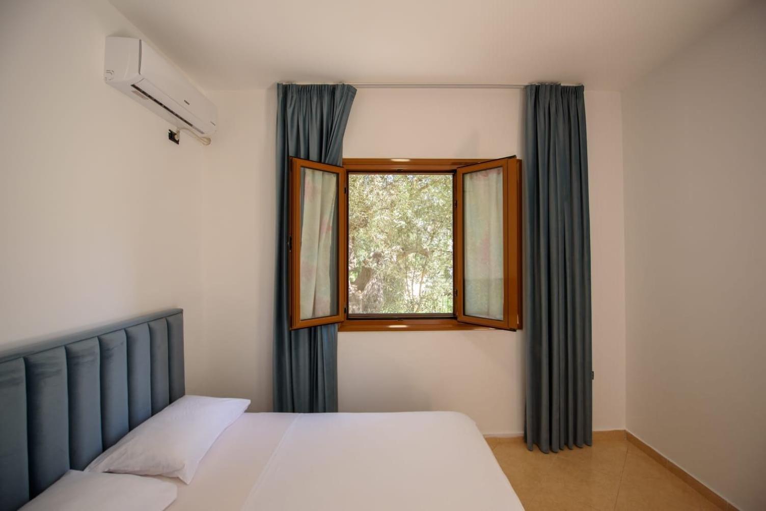 Olivium Rooms Vlorë Exterior foto