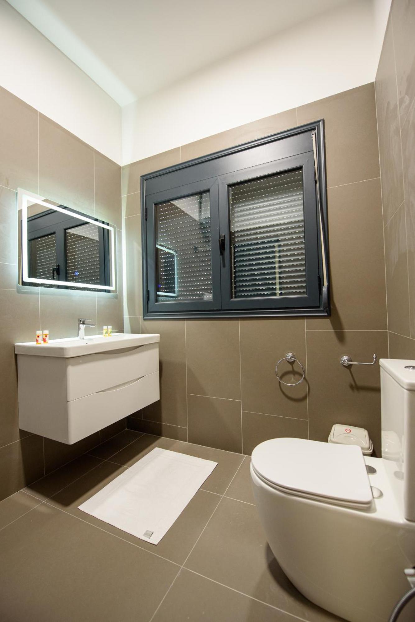 Olivium Rooms Vlorë Exterior foto
