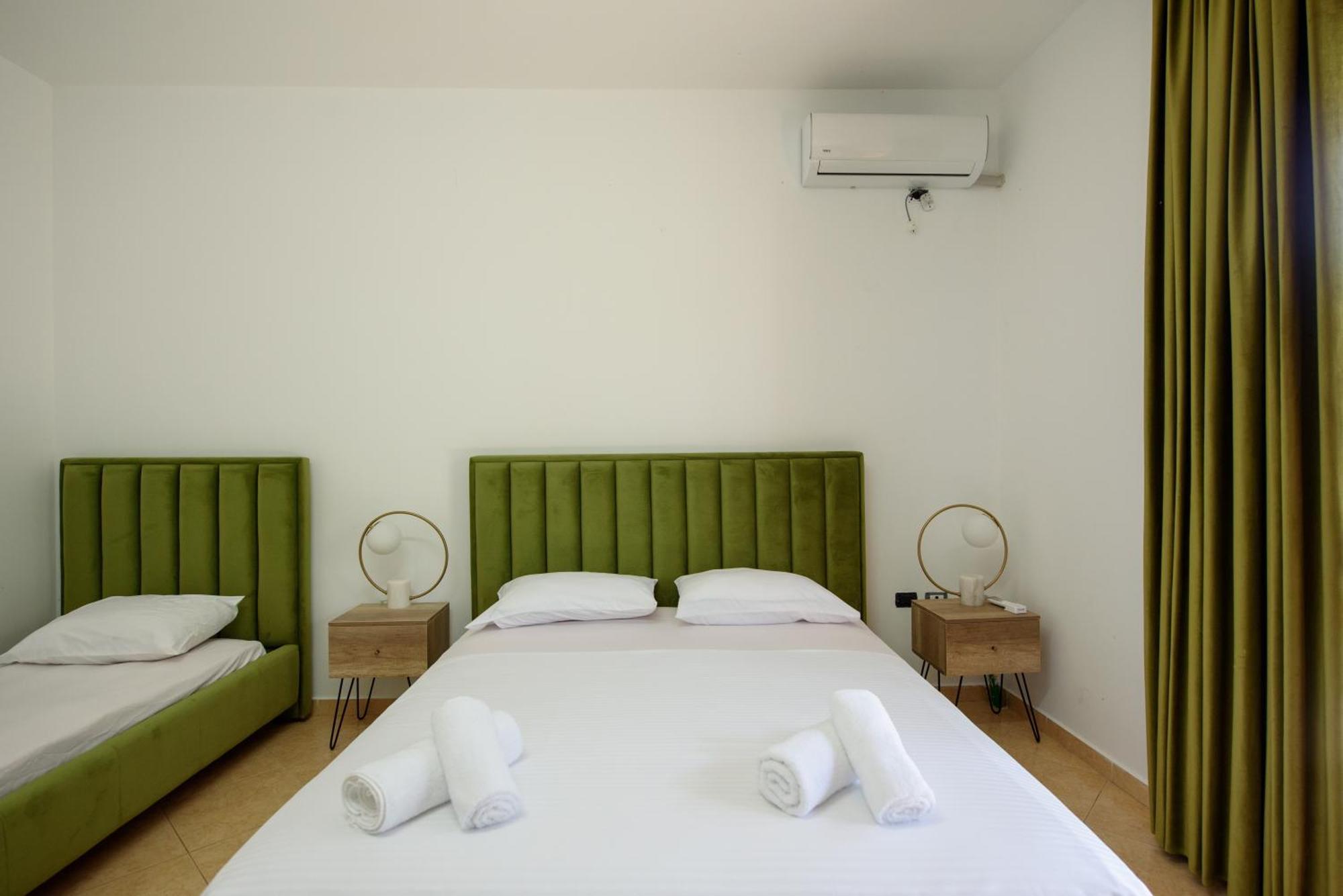 Olivium Rooms Vlorë Exterior foto